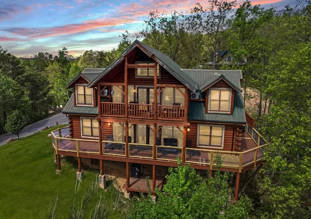 Photo 1 of Single family home for sale at 2733 Cats Paw Ln, Sevierville, TN 37862 | MLS# 3627895 | Listing updated on 2026-10-28