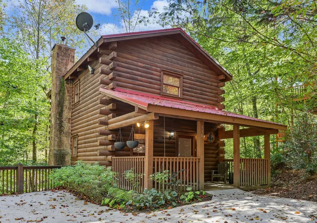 Single family home for sale at 530 Ogle Dr, Pigeon Forge, TN 37863 | MLS# 3627979