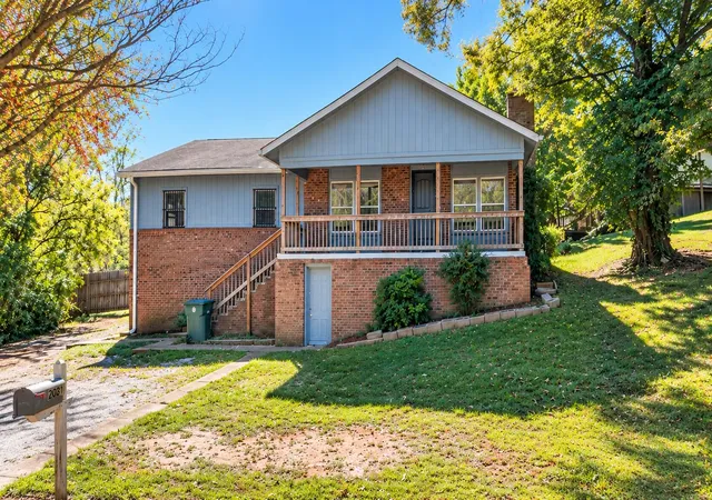 Single family home for sale at 179 Delawanna Ter, Chattanooga, TN 37405 | MLS# 3627966