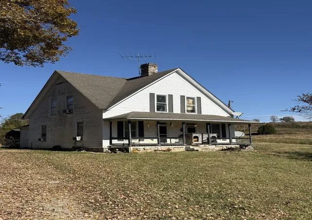 Photo 3 of House for sale at 170 Edwards Ct, Mc Ewen, TN 37101 | MLS# 3627971 | Listing updated on 2026-10-28