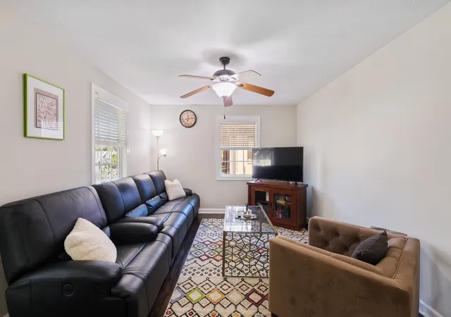 Photo 3 of Single family home for sale at 913 Emmett Ave, Nashville, TN 37206 | MLS# 3628635 | Listing updated on 2026-10-29