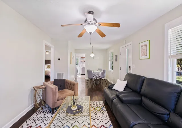 Photo 4 of Single family home for sale at 913 Emmett Ave, Nashville, TN 37206 | MLS# 3628635 | Listing updated on 2026-10-29