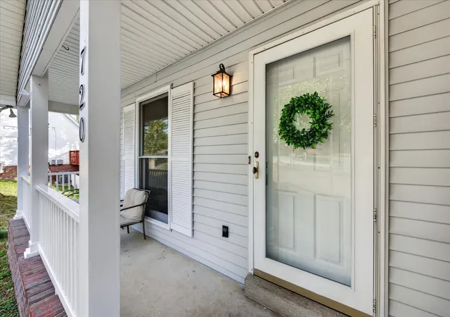 Photo 4 of Single family home for sale at 720 Jace Dr, Clarksville, TN 37040 | MLS# 3628226 | Listing updated on 2026-10-29