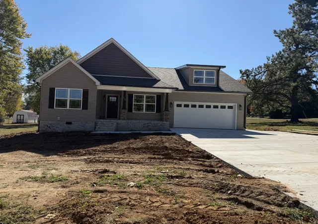 Photo 1 of Single family home for sale at 219 Hill St, Estill Springs, TN 37330 | MLS# 3628526 | Listing updated on 2026-10-29