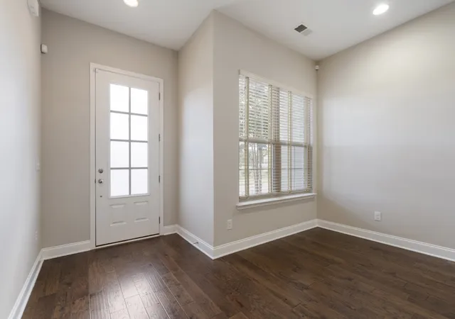 Photo 4 of Single family home for sale at 2067 Inland Dr, Franklin, TN 37064 | MLS# 3629744 | Listing updated on 2026-10-30