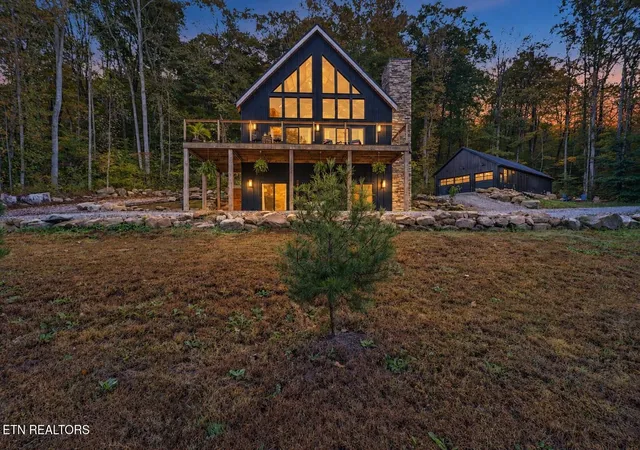 Photo 1 of Single family home for sale at 3460 Apache Rd, Jamestown, TN 38556 | MLS# 3628110 | Listing updated on 2026-10-28