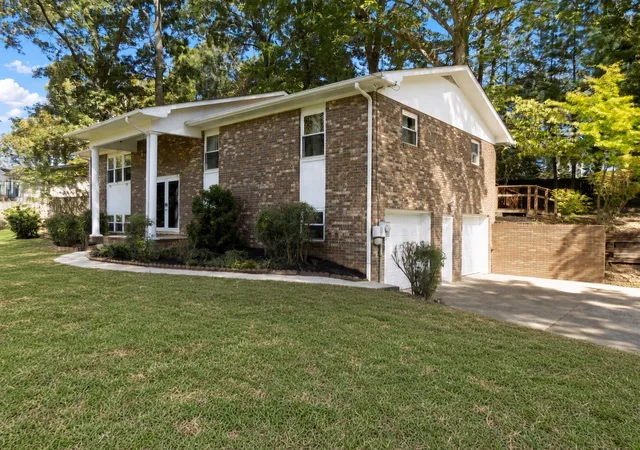 Photo 1 of Single family home for sale at 1076 Nease Dr, White Pine, TN 37890 | MLS# 3628130 | Listing updated on 2026-10-28