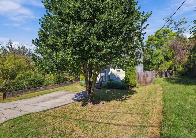 Photo 2 of Single family home for sale at 605 Vester Ave, Nashville, TN 37207 | MLS# 3628143 | Listing updated on 2026-10-29