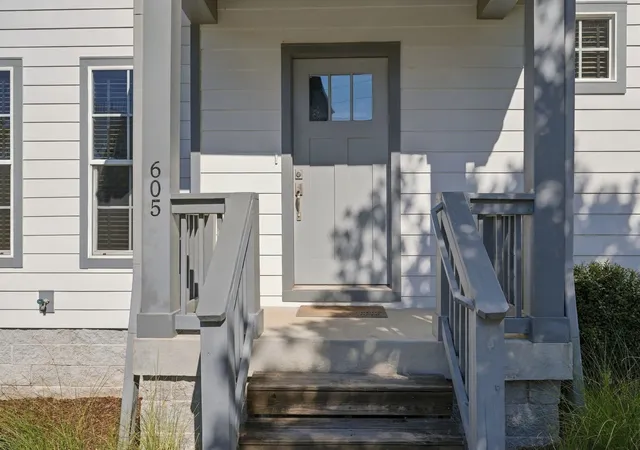 Photo 3 of Single family home for sale at 605 Vester Ave, Nashville, TN 37207 | MLS# 3628143 | Listing updated on 2026-10-29