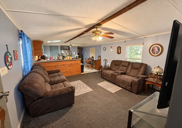 Photo 2 of Manufactured home for sale at 125 Oak Dr, Smithville, TN 37166 | MLS# 3628782 | Listing updated on 2026-10-29
