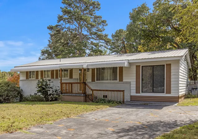 Photo 2 of Single family home for sale at 539 Davis Rd, Chickamauga, GA 30707 | MLS# 3628259 | Listing updated on 2026-10-29