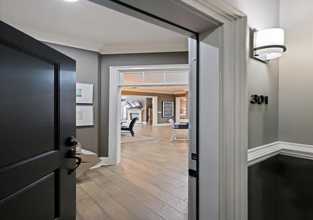 Photo 4 of Condo for sale at 4120 Ridgefield Dr #301, Nashville, TN 37205 | MLS# 3629586 | Listing updated on 2026-10-30