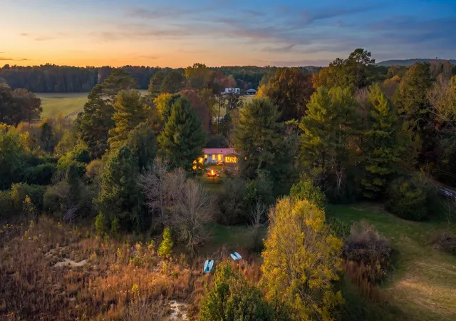 Photo 3 of Single family home for sale at 5241 Alabama Rd, Apison, TN 37302 | MLS# 3628305 | Listing updated on 2026-10-31