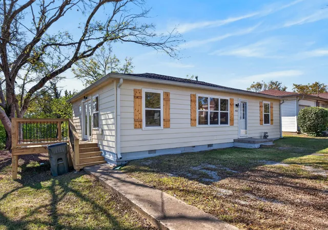 Single family home for sale at 425 Hall St, Gallatin, TN 37066 | MLS# 3628291