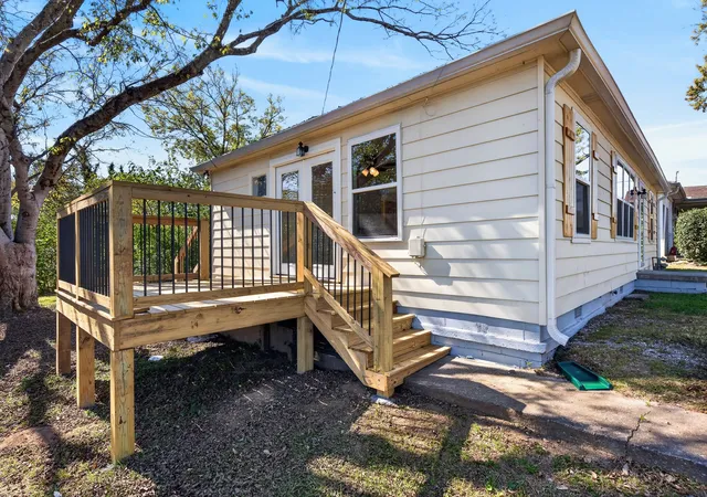 Photo 3 of Single family home for sale at 425 Hall St, Gallatin, TN 37066 | MLS# 3628291 | Listing updated on 2026-10-30