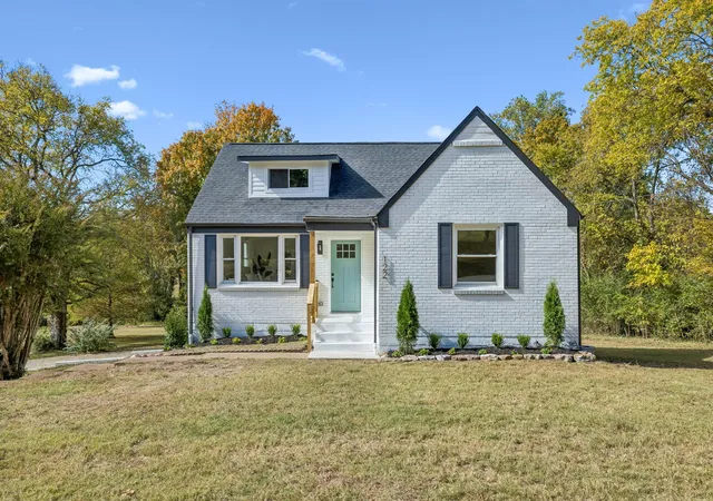 Photo 1 of Single family home for sale at 122 Garrett Dr, Goodlettsville, TN 37072 | MLS# 3628785 | Listing updated on 2026-10-31