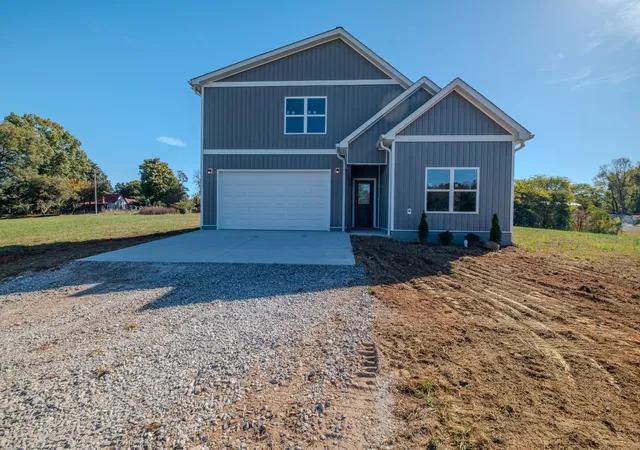 Photo 1 of Single family home for sale at 1835 Williams Cvs Rd, Winchester, TN 37398 | MLS# 3628366 | Listing updated on 2026-10-29