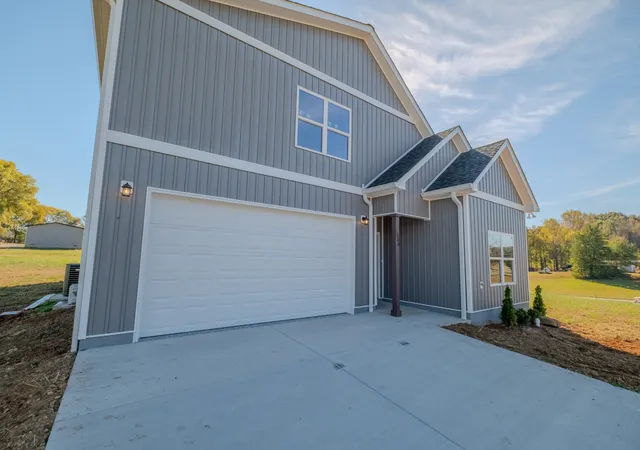 Photo 3 of Single family home for sale at 1835 Williams Cvs Rd, Winchester, TN 37398 | MLS# 3628366 | Listing updated on 2026-10-29