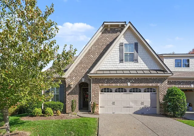 Townhouse for sale at 1010 Callaway Dr, Lebanon, TN 37087 | MLS# 3628338