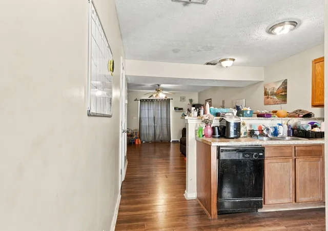 Photo 3 of Townhouse for sale at 1409 Orange Ct, Murfreesboro, TN 37130 | MLS# 3628370 | Listing updated on 2026-10-30