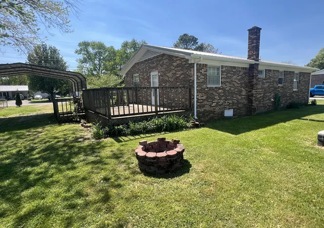 Photo 2 of Single family home for sale at 220 Apache Cir, Pulaski, TN 38478 | MLS# 3628670 | Listing updated on 2026-10-29