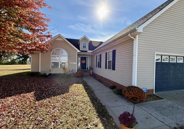 Photo 2 of Single family home for sale at 265 Secretariat Way, Oak Grove, KY 42262 | MLS# 3628776 | Listing updated on 2026-10-29