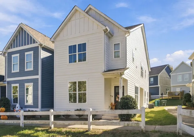 Single family home for sale at 1332 Sula Dr, Hermitage, TN 37076 | MLS# 3629980