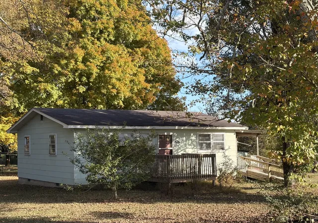 Single family home for sale at 516 Shaffer, Manchester, TN 37355 | MLS# 3628616