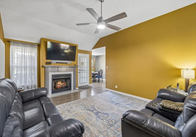Photo 2 of Single family home for sale at 3690 Aisle St, Clarksville, TN 37040 | MLS# 3628730 | Listing updated on 2026-10-29