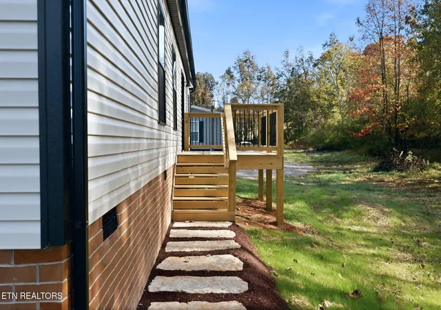 Photo 4 of Manufactured home for sale at 398 Edwards Ln, Rockwood, TN 37854 | MLS# 3628573 | Listing updated on 2026-10-29