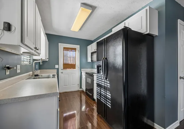 Photo 2 of Single family home for sale at 1813 Antebellum Dr, Murfreesboro, TN 37128 | MLS# 3628662 | Listing updated on 2026-10-29