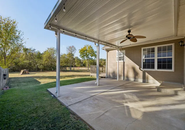 Photo 3 of Single family home for sale at 1813 Antebellum Dr, Murfreesboro, TN 37128 | MLS# 3628662 | Listing updated on 2026-10-29
