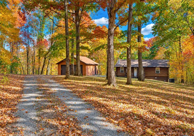 Photo 1 of Single family home for sale at 1650 Primm Rd, Ashland City, TN 37015 | MLS# 3628669 | Listing updated on 2026-10-29