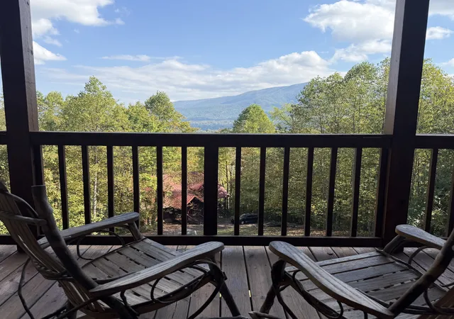 Photo 2 of Single family home for sale at 4172 Burning Tree Ln, Sevierville, TN 37862 | MLS# 3628668 | Listing updated on 2026-10-29