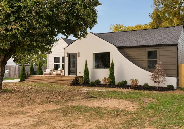 Photo 2 of Single family home for sale at 1963 Gatlin Dr, Nashville, TN 37210 | MLS# 3628673 | Listing updated on 2026-10-31