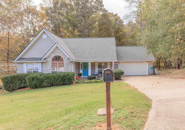 Single family home for sale at 361 Sutton Dr, Ringgold, GA 30736 | MLS# 3628691
