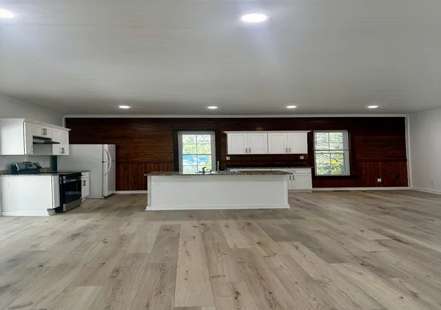 Photo 2 of Single family home for sale at 192 Elm Grv Rd, Livingston, TN 38570 | MLS# 3628784 | Listing updated on 2026-10-29