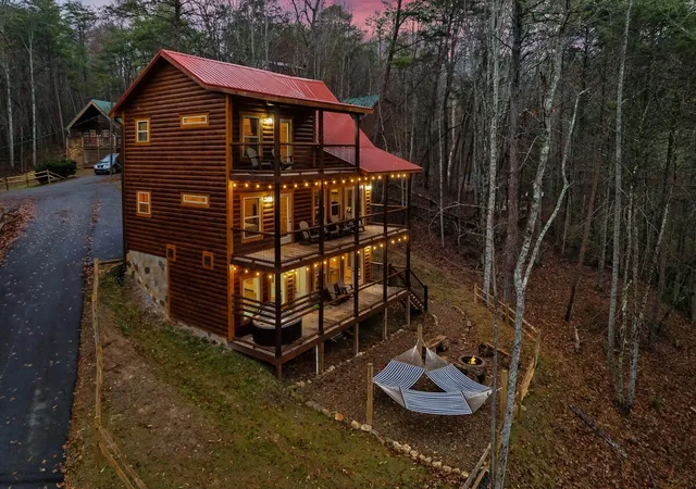 Photo 2 of Single family home for sale at 1114 Elm Ct, Sevierville, TN 37876 | MLS# 3628793 | Listing updated on 2026-10-30