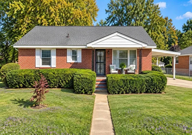 Single family home for sale at 874 N Mendenhall Rd, Memphis, TN 38122 | MLS# 3628794