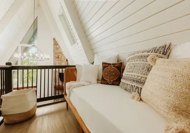 Photo 4 of Single family home for sale at 1382 N Baden Dr, Gatlinburg, TN 37738 | MLS# 3628835 | Listing updated on 2026-10-30