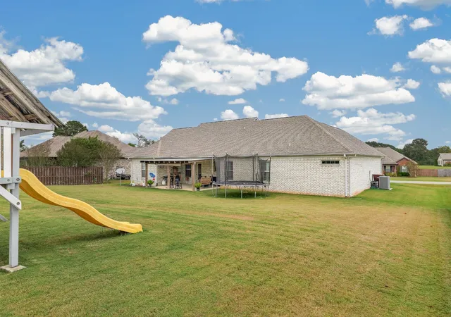 Photo 2 of Single family home for sale at 26437 Sydney Dr, Elkmont, AL 35620 | MLS# 3628842 | Listing updated on 2026-10-30