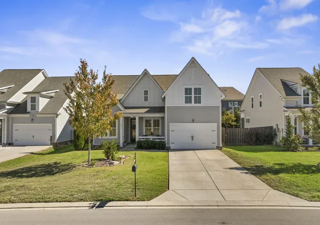 Photo 1 of Single family home for sale at 1231 Proprietors Pl, Murfreesboro, TN 37128 | MLS# 3629936 | Listing updated on 2026-10-30