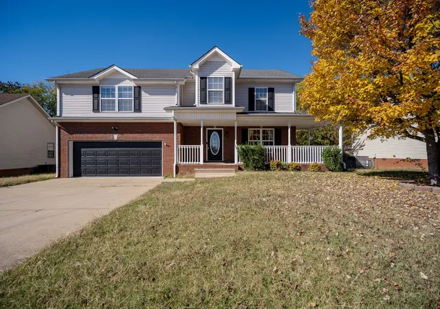 Single family home for sale at 3233 Veranda Cir, Clarksville, TN 37042 | MLS# 3629575