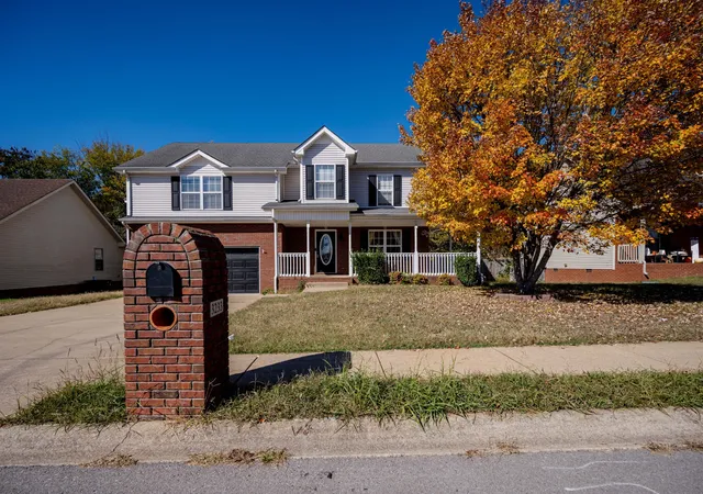 Photo 1 of Single family home for sale at 3233 Veranda Cir, Clarksville, TN 37042 | MLS# 3629575 | Listing updated on 2026-10-30