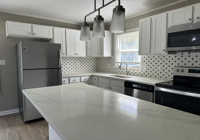Photo 4 of Single family home for sale at 2205 Trotwood Dr, Pulaski, TN 38478 | MLS# 3629723 | Listing updated on 2026-10-30