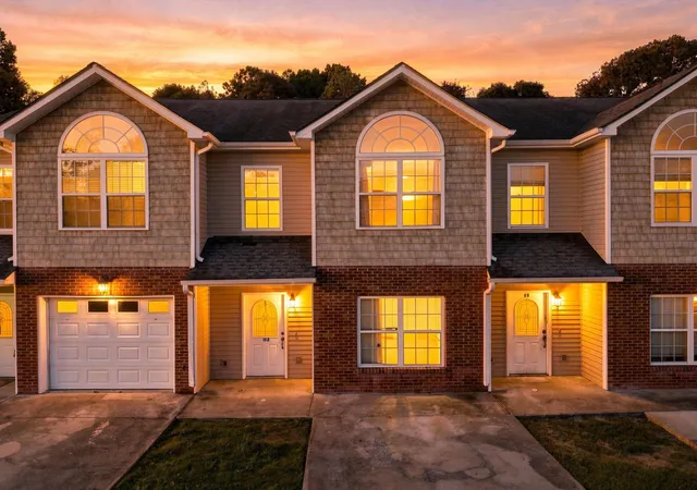 Photo 1 of Townhouse for sale at 102 Brown Ests Dr, La Fayette, GA 30728 | MLS# 3629591 | Listing updated on 2026-10-30