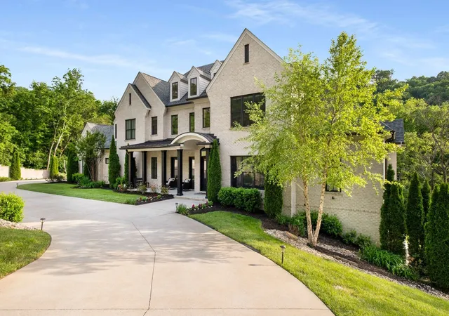 Single family home for sale at 1236 Saxon Dr, Nashville, TN 37215 | MLS# 3630140