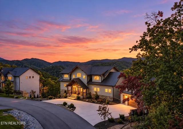 Photo 2 of Single family home for sale at 3128 Smoky Blf Tr, Sevierville, TN 37862 | MLS# 3629789 | Listing updated on 2026-10-30