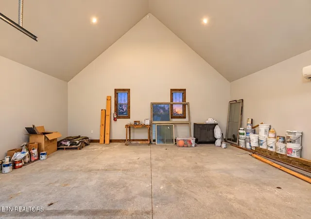 Photo 4 of Single family home for sale at 3128 Smoky Blf Tr, Sevierville, TN 37862 | MLS# 3629789 | Listing updated on 2026-10-30