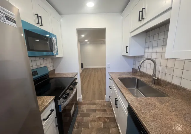 Photo 4 of Condo for sale at 111250 Brookwood Ln #50, Dalton, GA 30720 | MLS# 3629965 | Listing updated on 2026-10-30